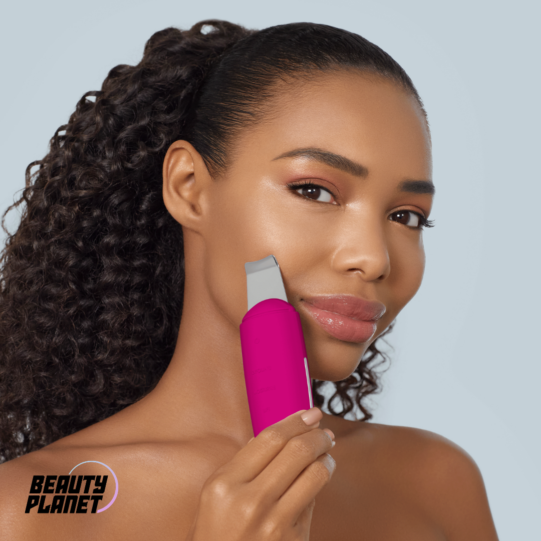 Geske SmartAppGuided™ MicroCurrent Skin Scrubber & Blackhead Remover | 9 in 1